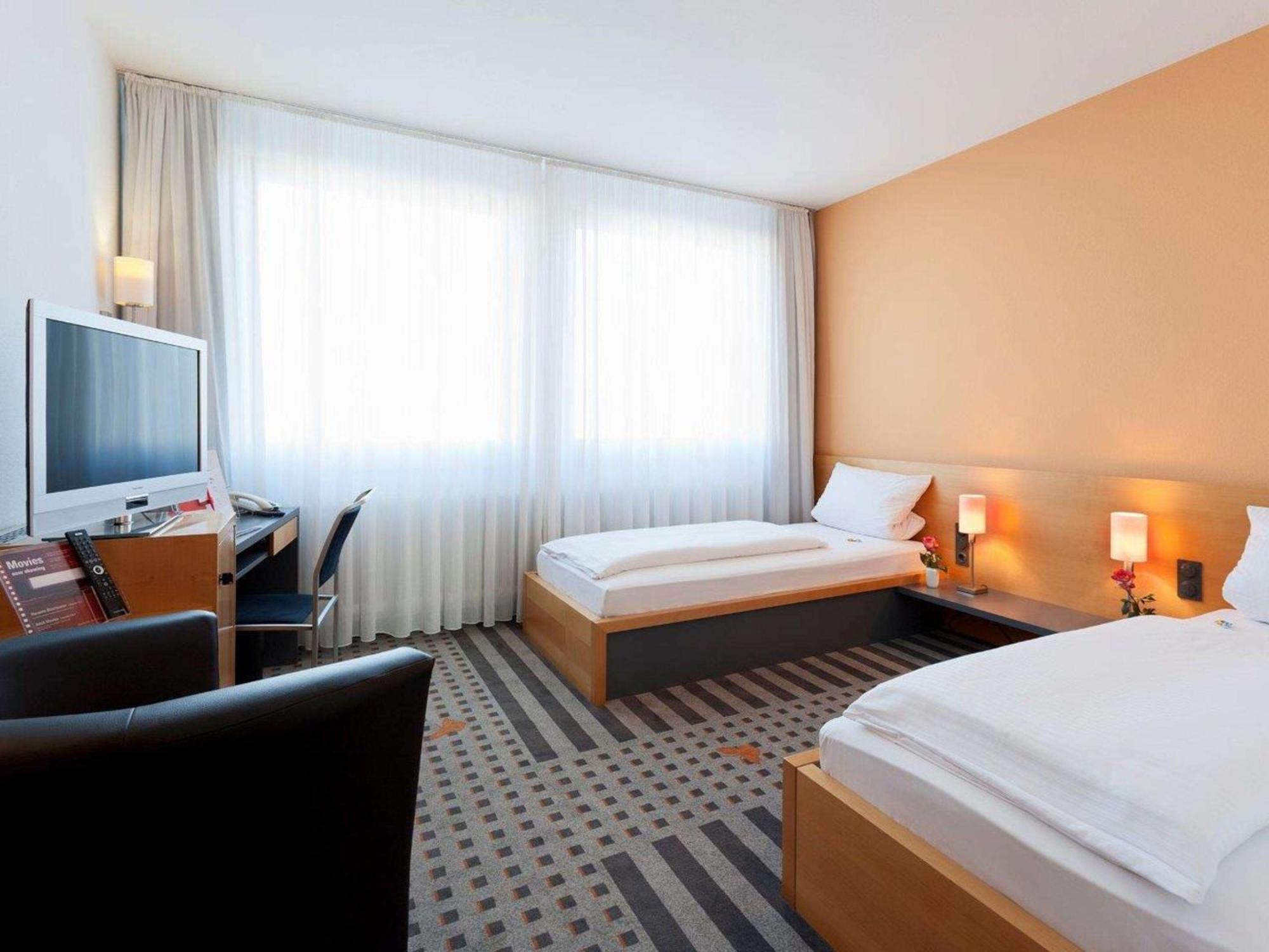 Best Western Hotel Am Europaplatz Koenigsbrunn Luaran gambar