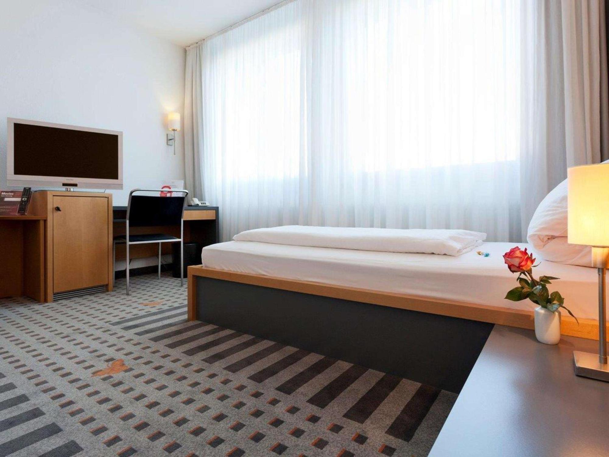 Best Western Hotel Am Europaplatz Koenigsbrunn Luaran gambar